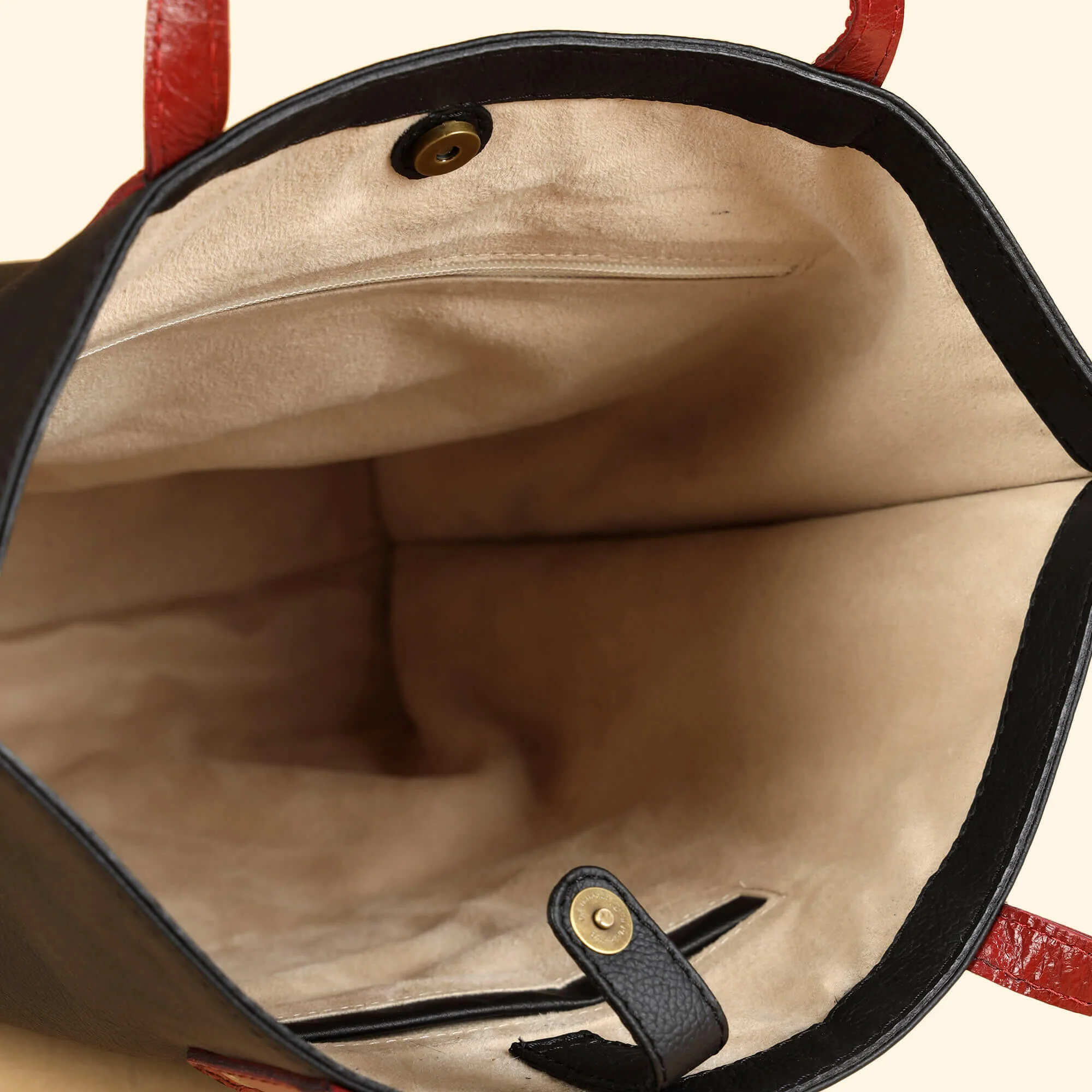 Auna Tote Bag- Genuine Waxy Leather Black - Image 4