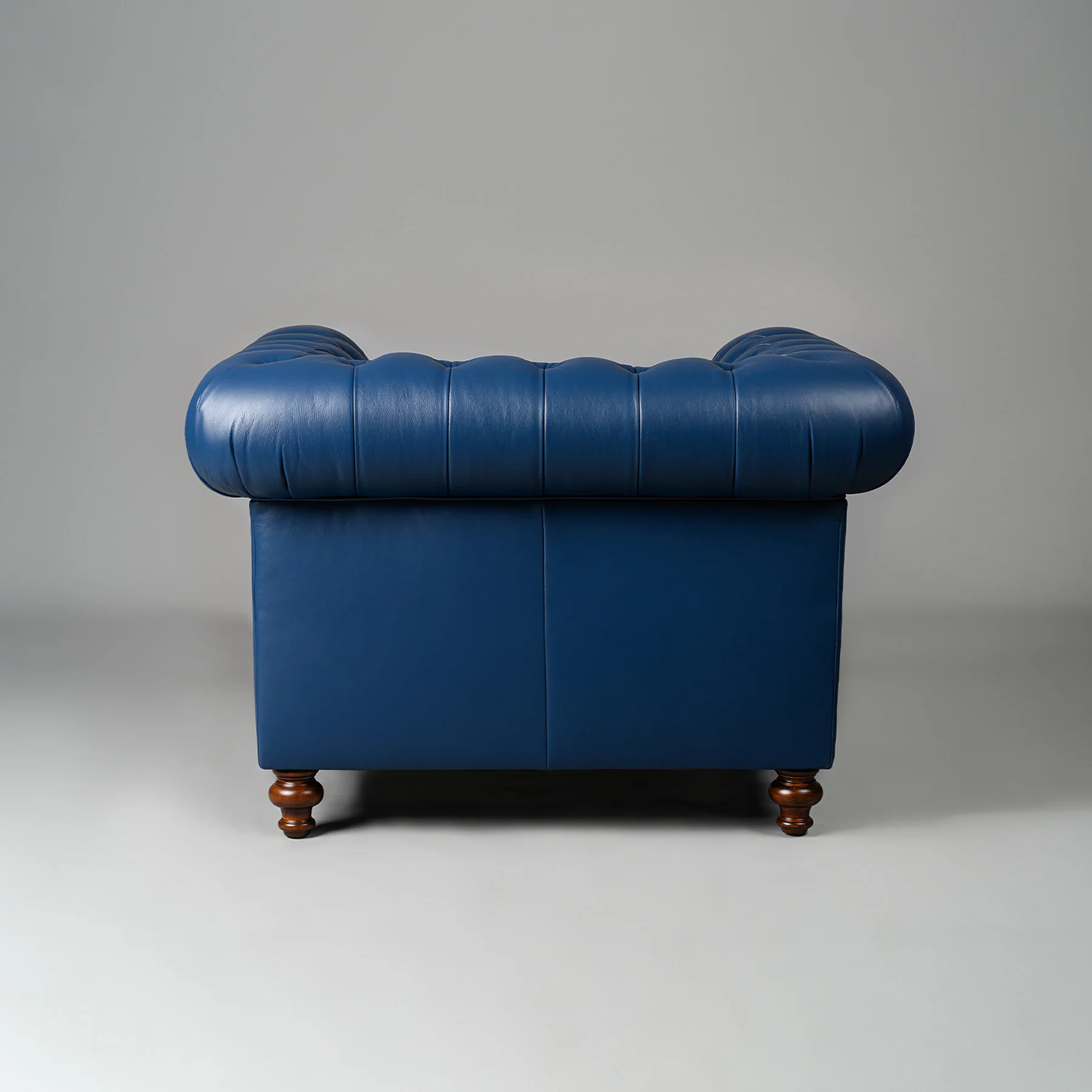Classic Chesterfield Single Seater Sofa Blue - Image 4