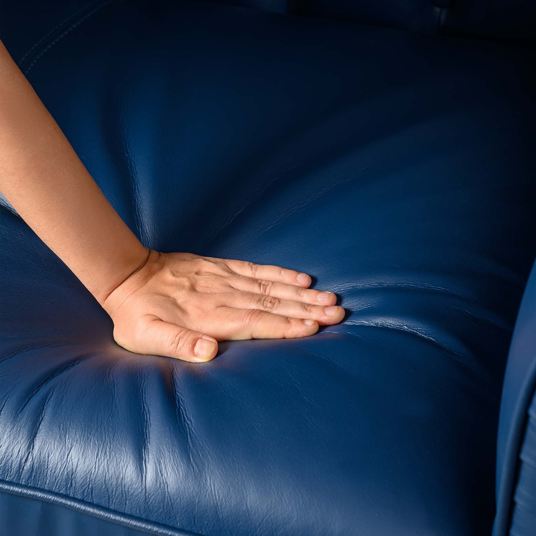 Classic Chesterfield Single Seater Sofa Blue - Image 6
