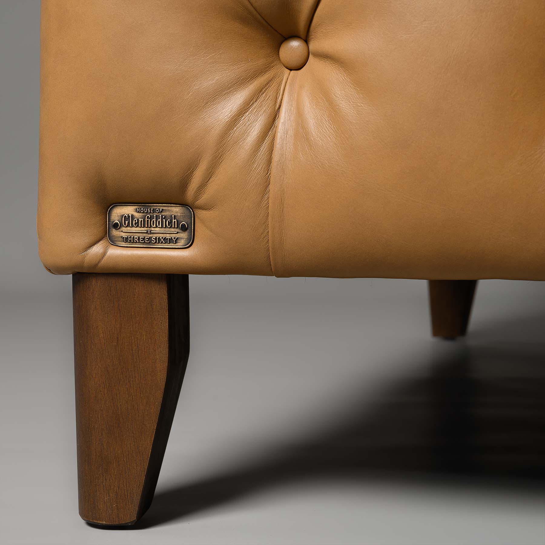 Exeter Chesterfield Single Seater Sofa Tan - Image 6