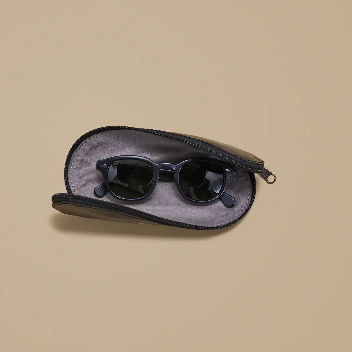 Sunglass Case Black - Image 2